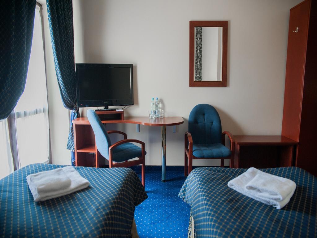 Noce I Dnie Hotel Konstancin-Jeziorna Room photo