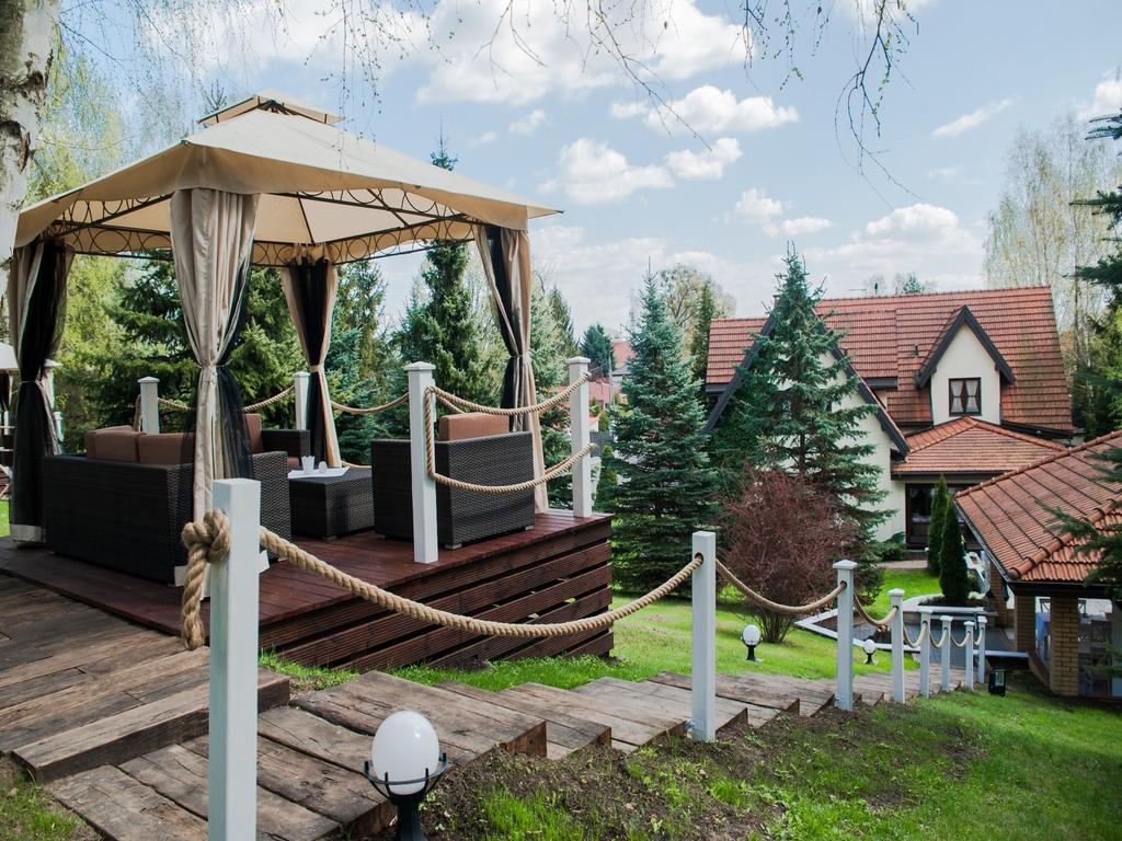 Noce I Dnie Hotel Konstancin-Jeziorna Exterior photo
