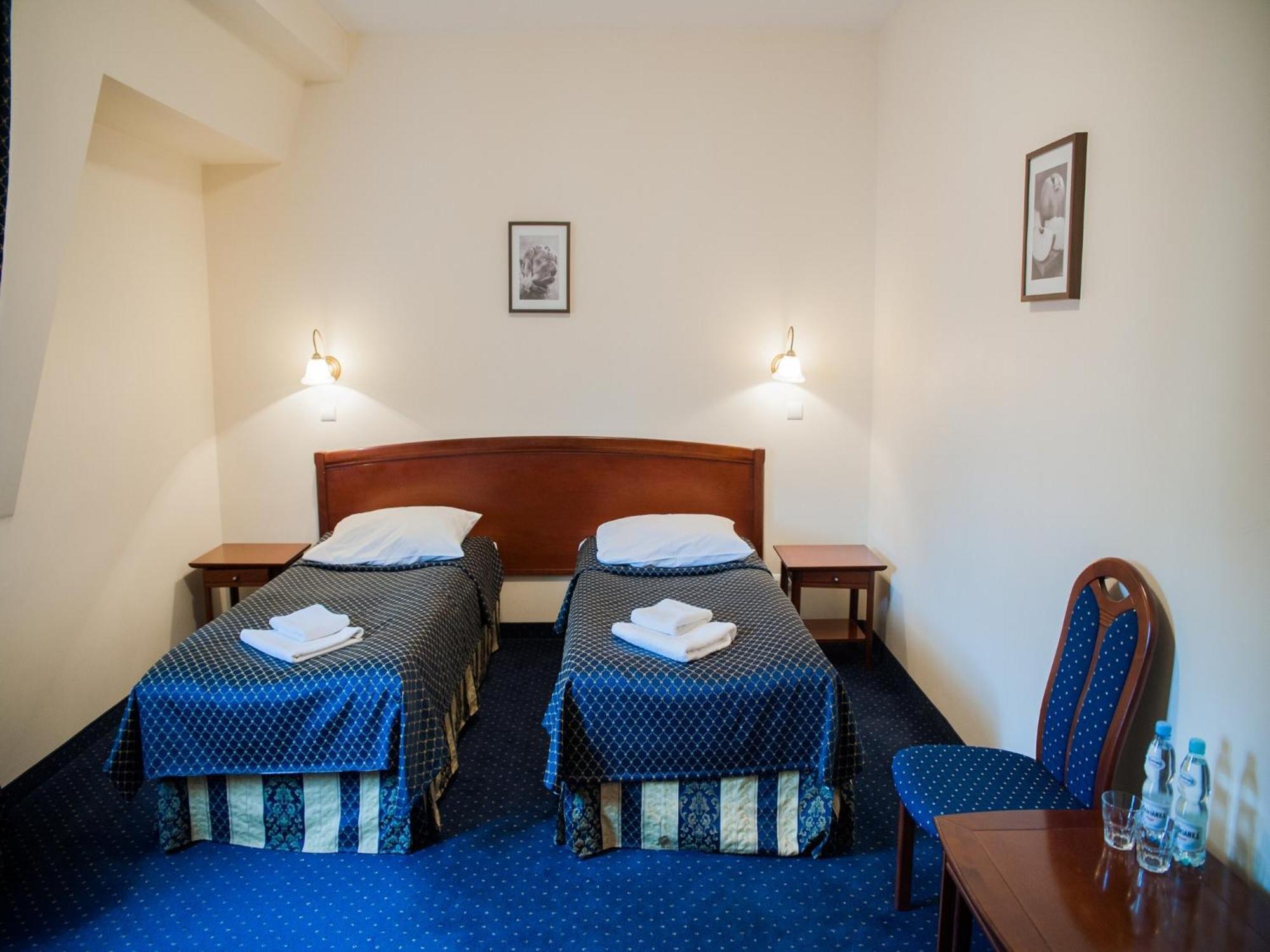Noce I Dnie Hotel Konstancin-Jeziorna Room photo